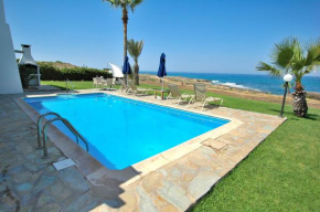 Отель Kymmates Beach Front Villas  Пафос